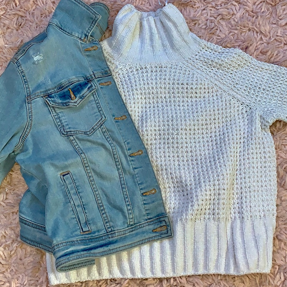 Girls XS / Size 12 Hippie Rose Off White Sweater